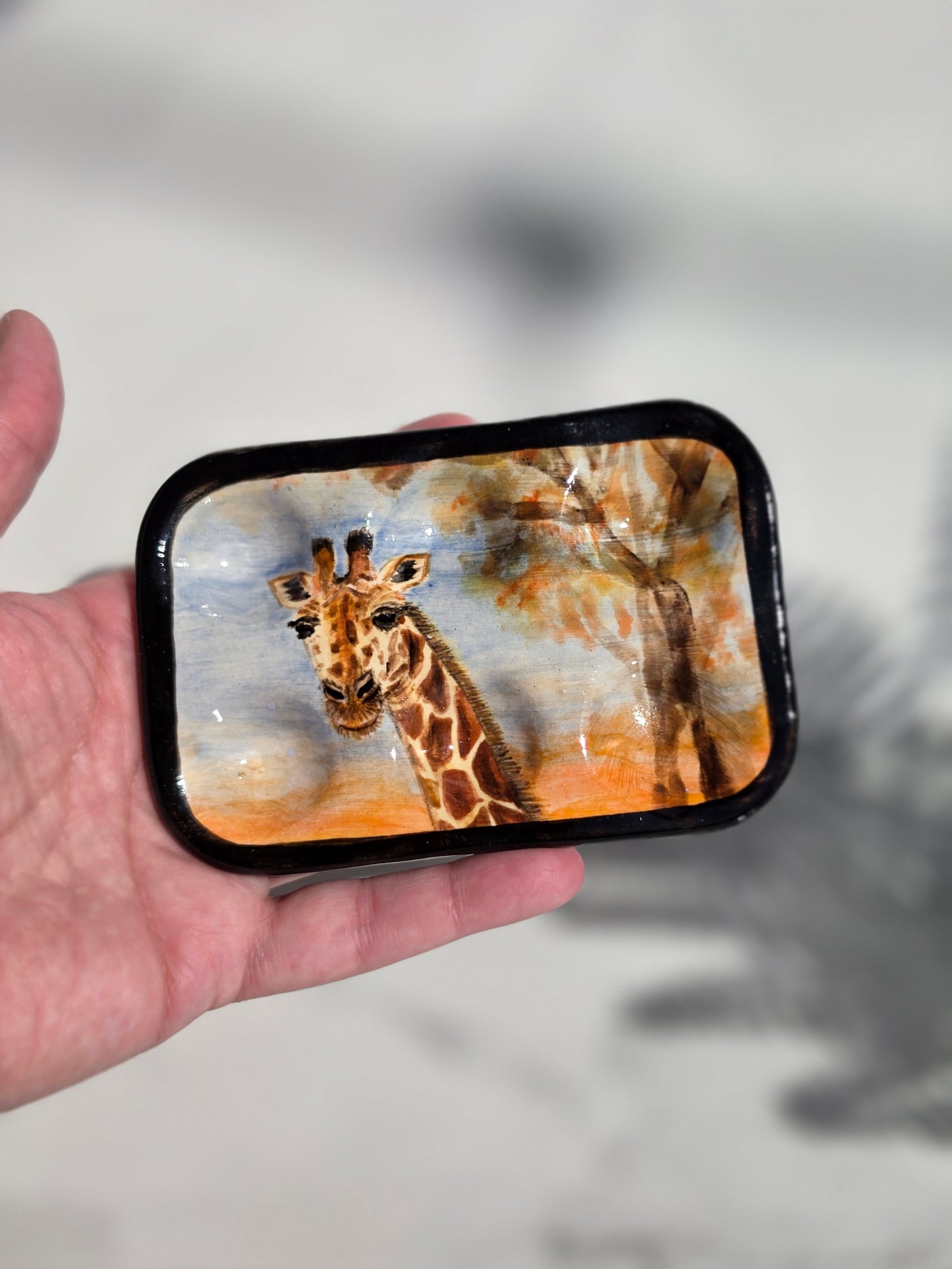 Hand-Painted Giraffe Ceramic Paint Palette