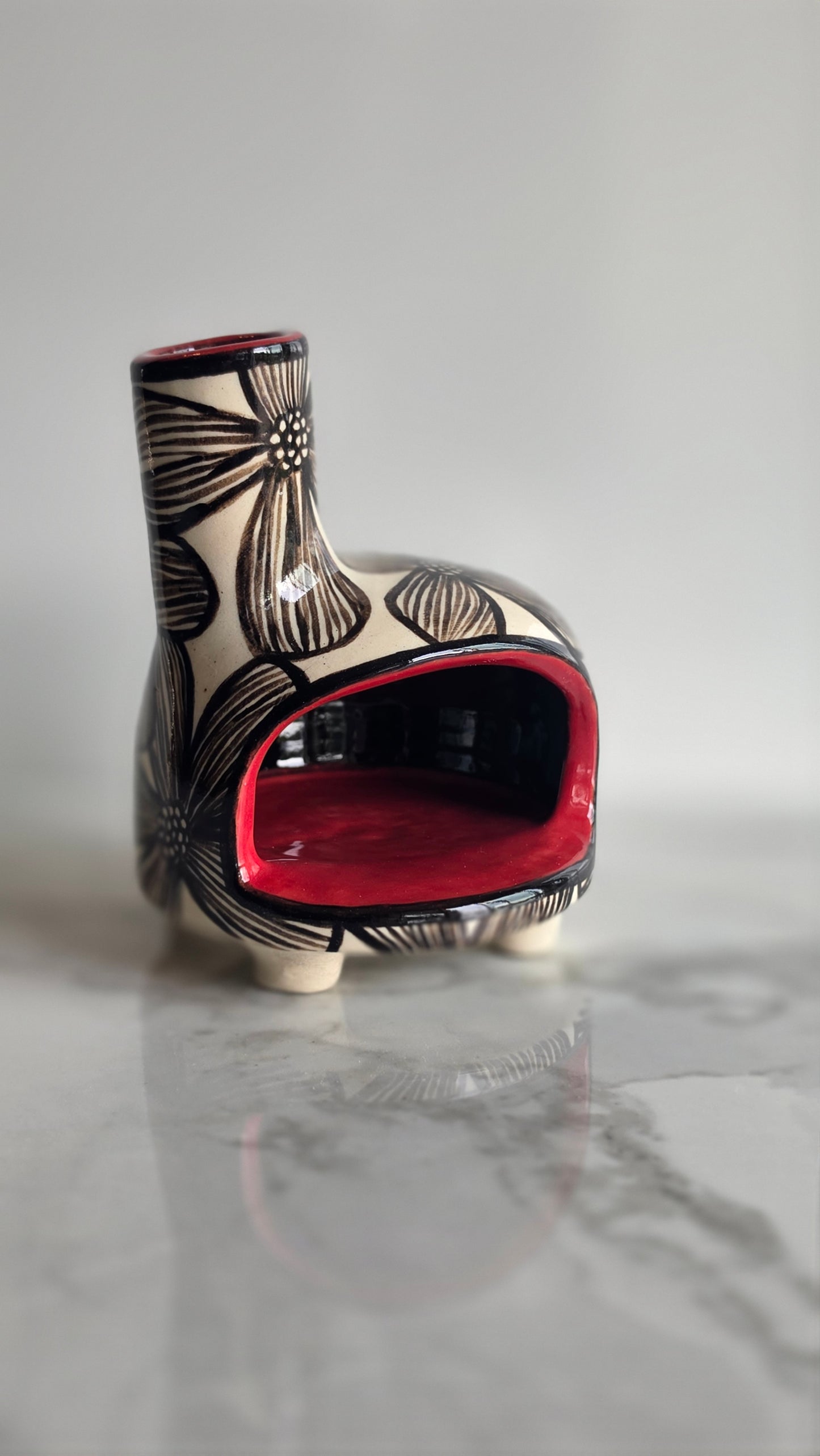 Hand-Painted Ceramic Mini Chiminea – Black & Red Floral Palo Santo Holder