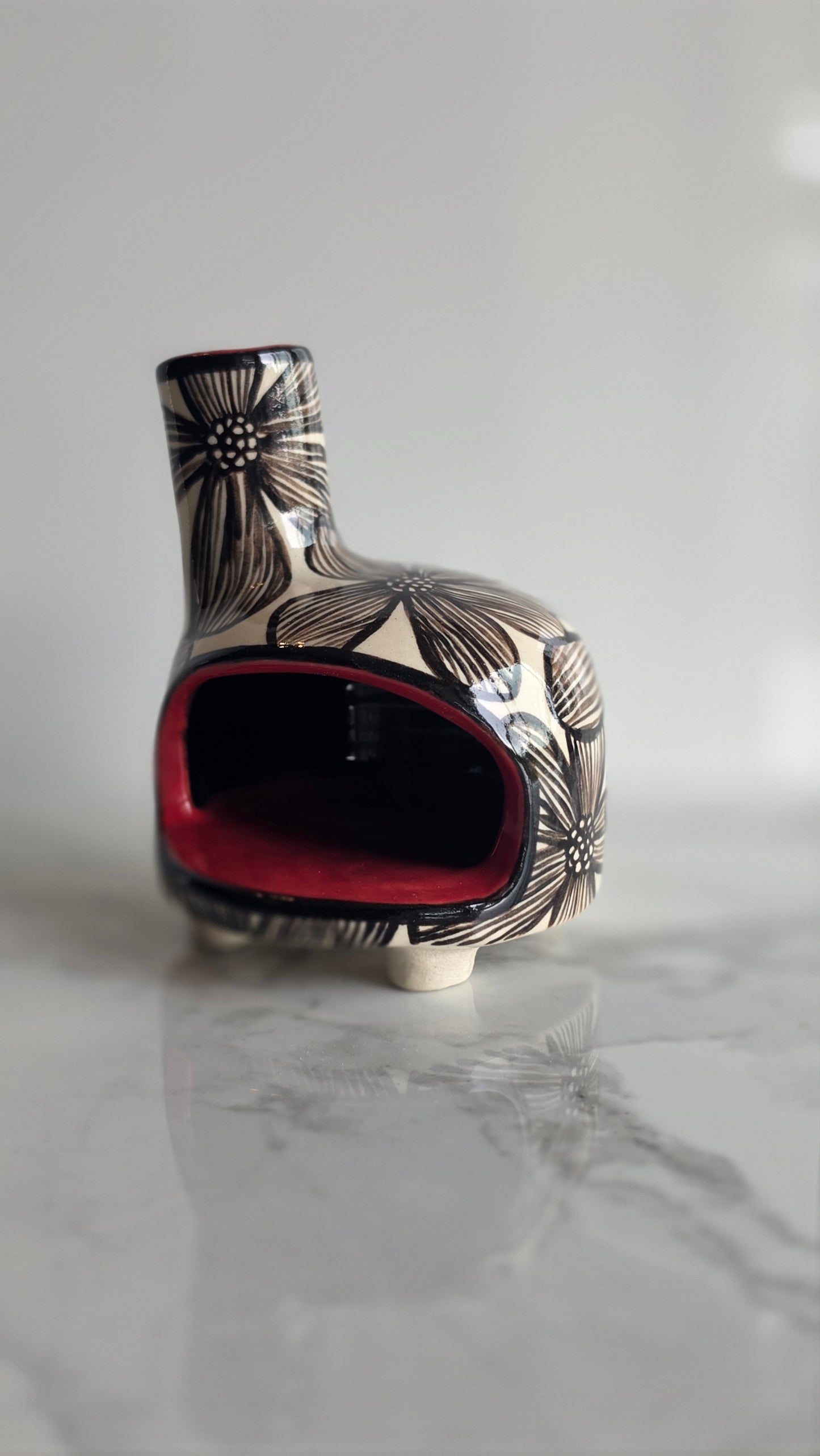 Hand-Painted Ceramic Mini Chiminea – Black & Red Floral Palo Santo Holder