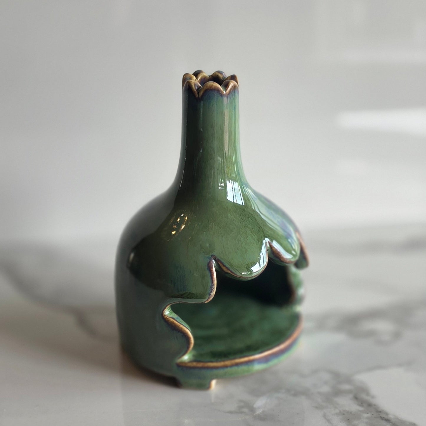 Handcrafted Green Ceramic Mini Chiminea – Scalloped Fluted Palo Santo Burner